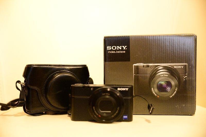 Sony RX100 20 MP Camera with Leather case