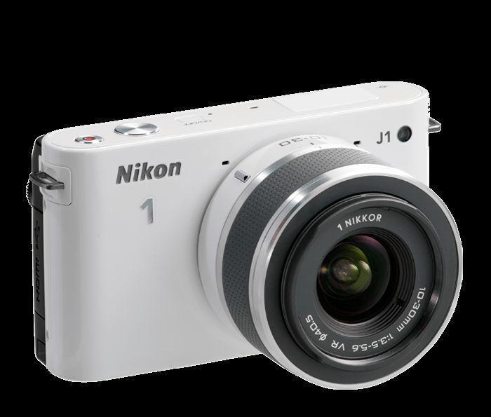 Nikon J1 Camera Package