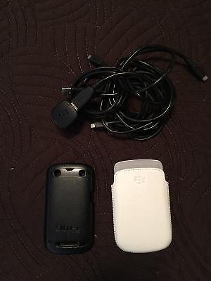 Blackberry Curve Otter Box and 3 Chargers !