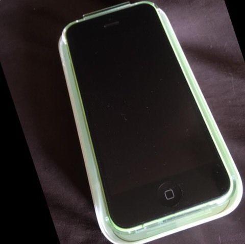 IPhone 5c 16Gb with bell/virgin
