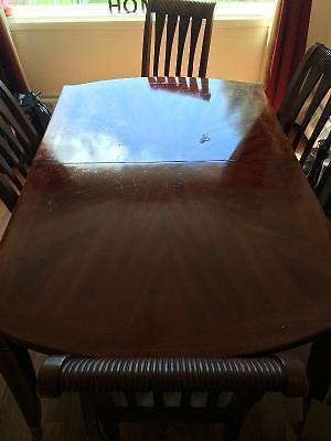 Dining Room Table Set !! -- 120 OBO