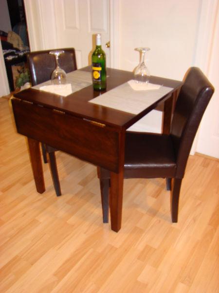 Very Nice Unigue Table set for 2 w/fold down side great shape