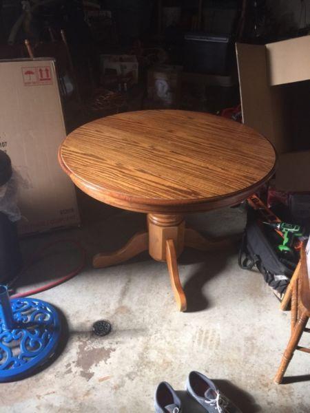 42 inch round table