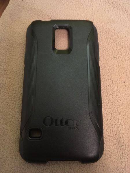 Wanted: Samsung s5 otter box
