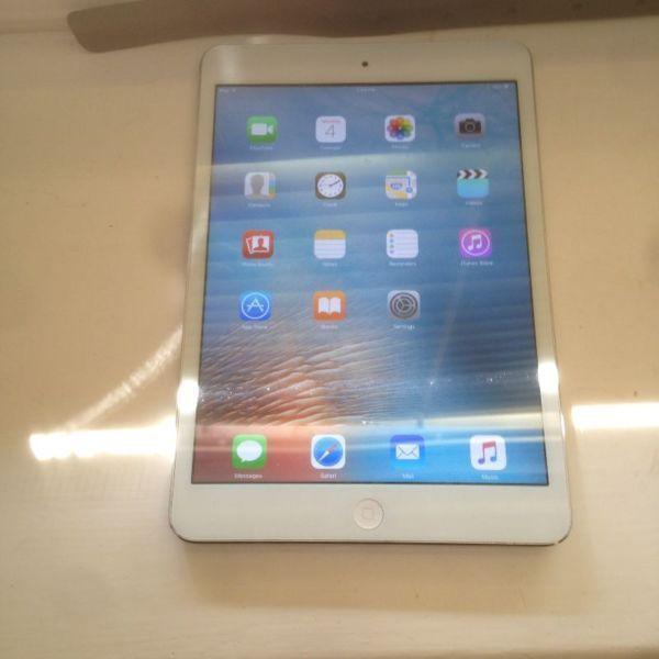 2 iPad Mini's 16GB for parts or repair