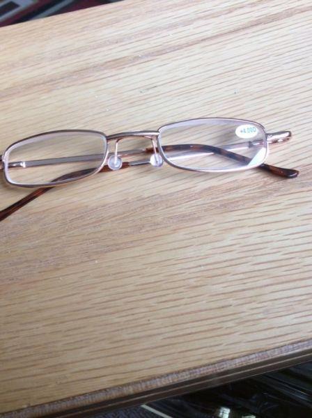 High strength reading glasses great for AMD
