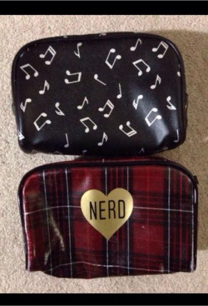 Forever 21 makeup bags