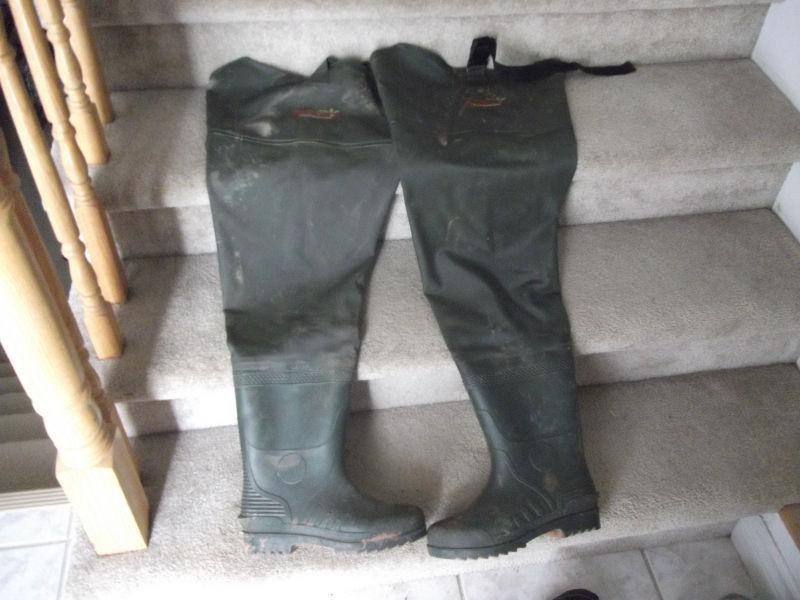 hip waders ex cond size 9