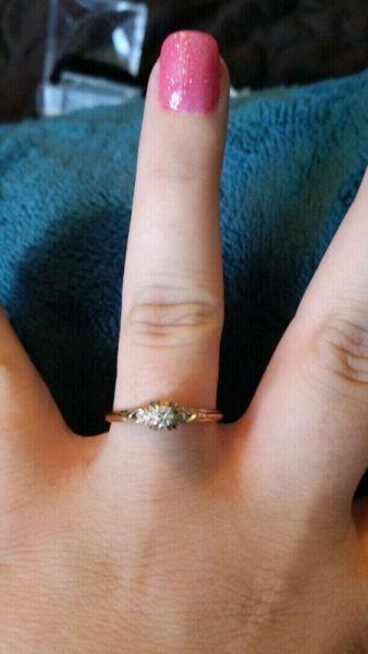 Engagement Ring size 9 10k gold