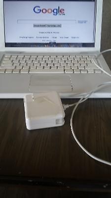 Wanted: Adapter for a notebook