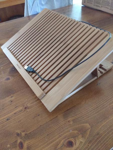 MACALLY Bamboo laptop stand w/ 2 fans