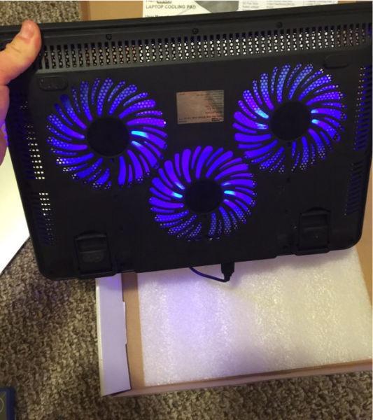 GREAT CONDITION - Laptop Cooling Pad