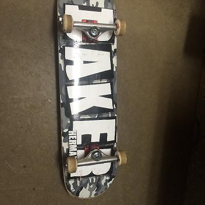 Baker skateboard, complete setup