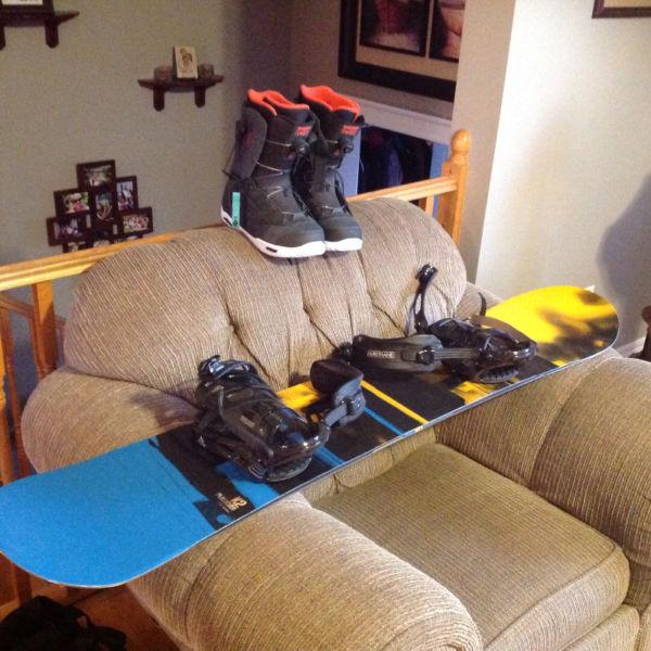 Snowboard/Bindings/boots