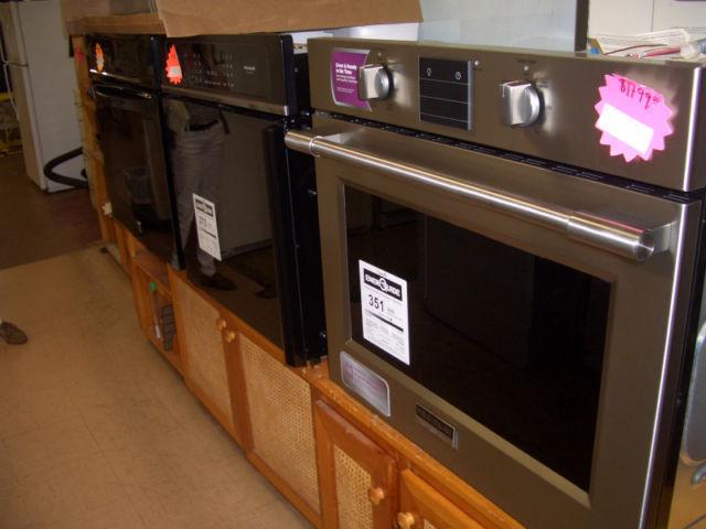 WALL OVENS STARTING FROM $850! BRAND NEW! ONLY 2 LEFT!