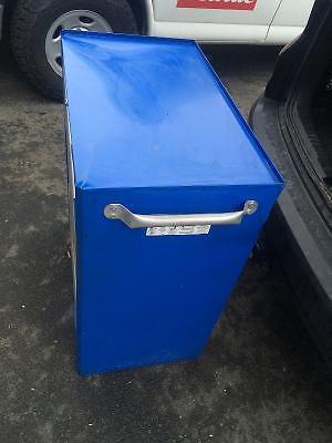 Blue 5 drawer tool box