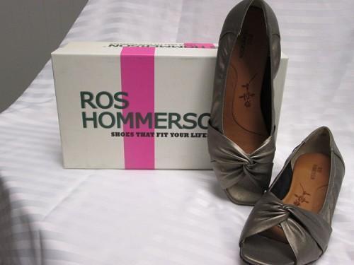 ROS R HOMMERSON LADIES PEEP TOE FLATS- SIZE 7 1/2