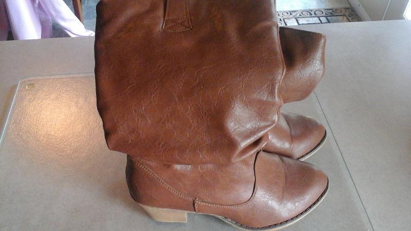 size 9m womans western style boot