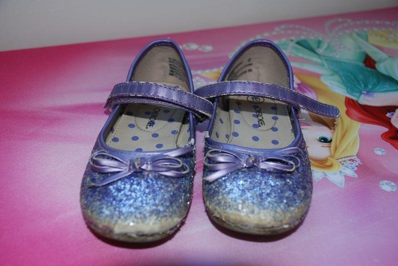 girls shoes size 10, 9.5
