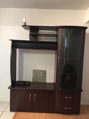 SOLID WOOD TV CABINET - EXCELLENT CONDITION