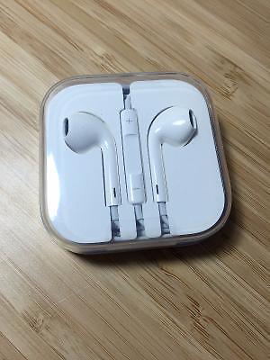 BRAND NEW Apple Earpod Headphones