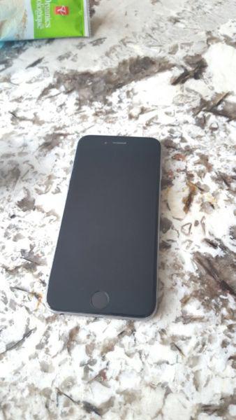 IPHONE 6 64GB FIDO EASILY UNLOCKED 8/10 condition