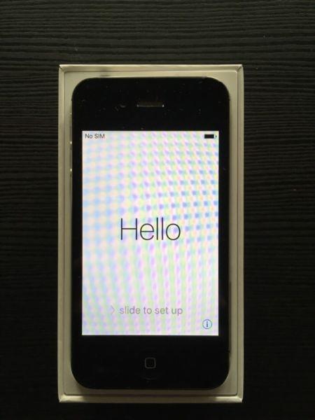 iPhone 4S, 8 GB, Black, Locked with Telus