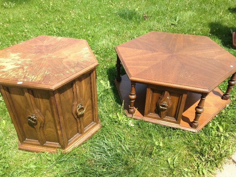 Coffee table and side table set