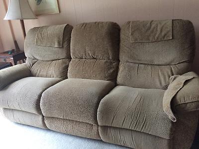 3 seat reclining couch