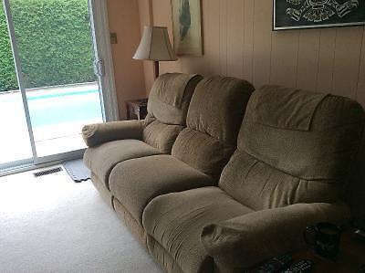 3 seat reclining couch