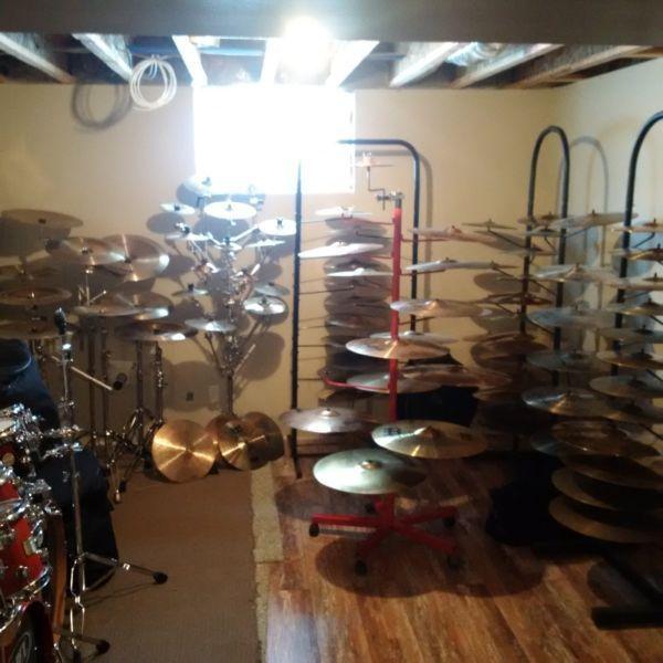 Cymbals sabian, zildjian HHX, AAX, K, A Custom, Paiste