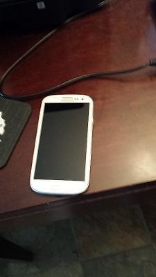 Unlocked Samsung Galaxy S3 - White - 16 Gb model $120