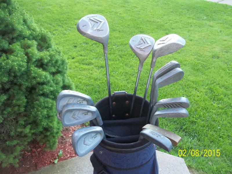 Men's Right Hand 13-pc Golf Clubs Set (Dynatour DT400) & Bag