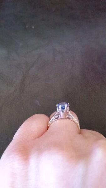 14k white gold and genuine sapphire ring