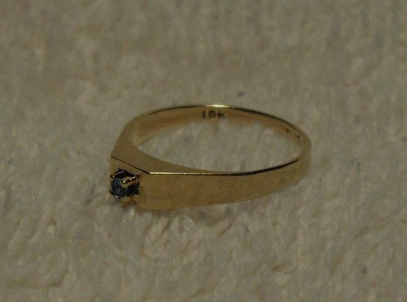 10kt Yellow Gold 