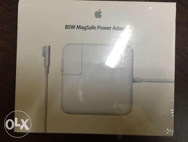 85W Adapter APPLE Cord BOX is SEALED