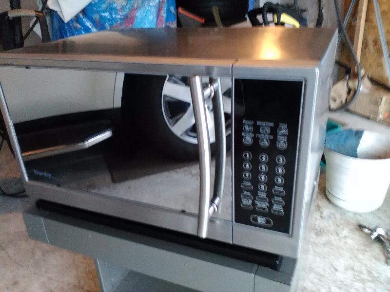 Danby microwave stainless steel