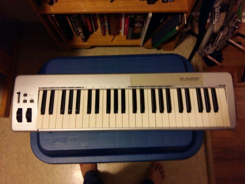 M-AUDIO MIDI Keyboard