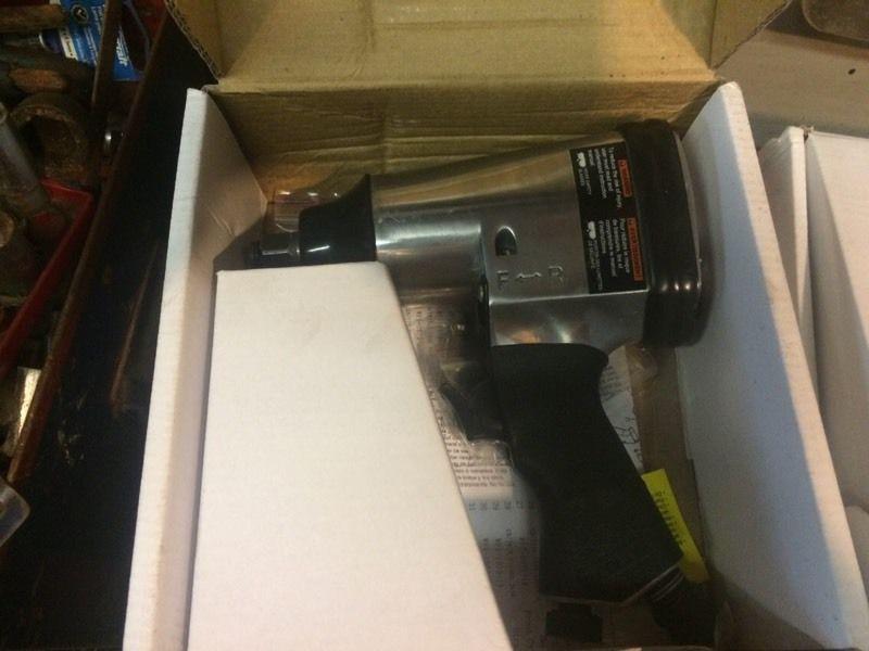 Brand new air nailer/stapler and 1/2 inch impact gun