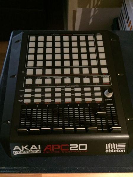 Wanted: Akai APC20 midi controller