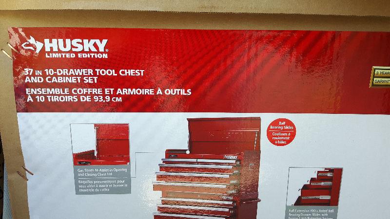 New :Husky 37 inch 5 drawer top tool chest