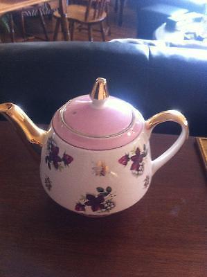 Vintage Chins Tea Pot
