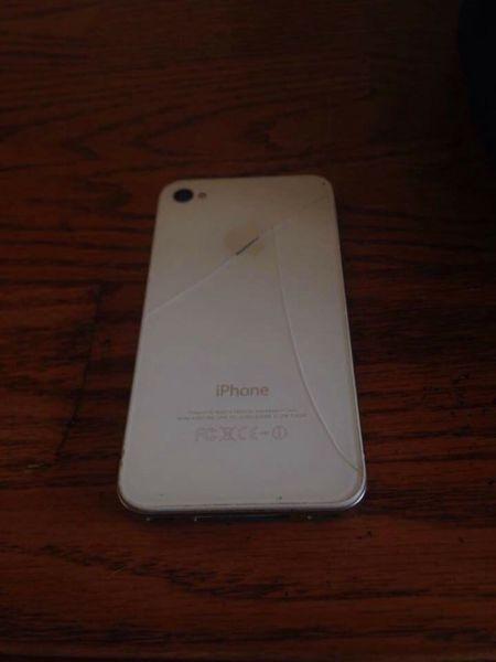 Wanted: White iPhone 4s