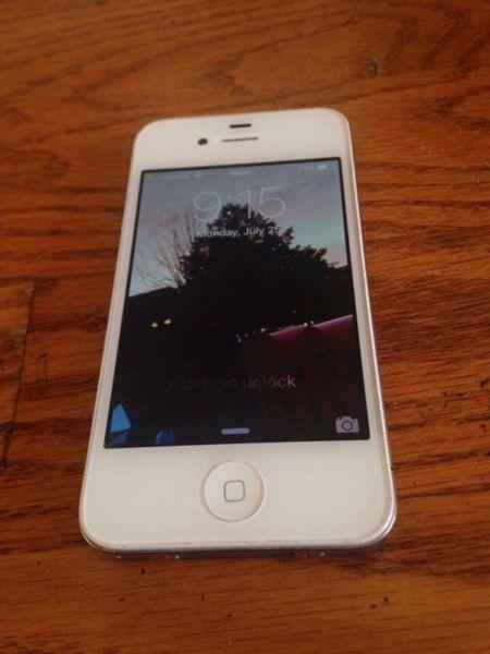Wanted: White iPhone 4s