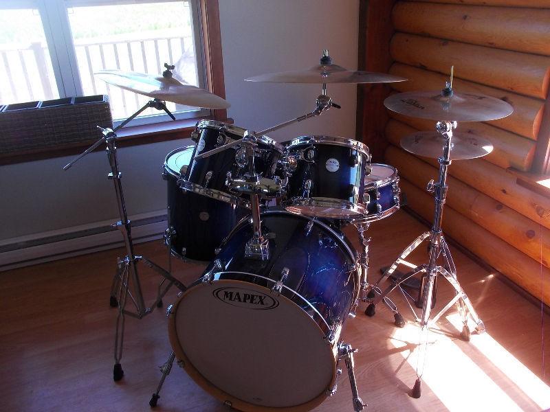 Mapex Meridian - Including quality cymbals, hardware and throne