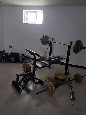 BENCH PRESS BARS AND WEIGHTS LIKE NEW