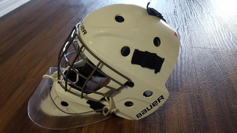 White Bauer NME5 Senior Goalie Mask