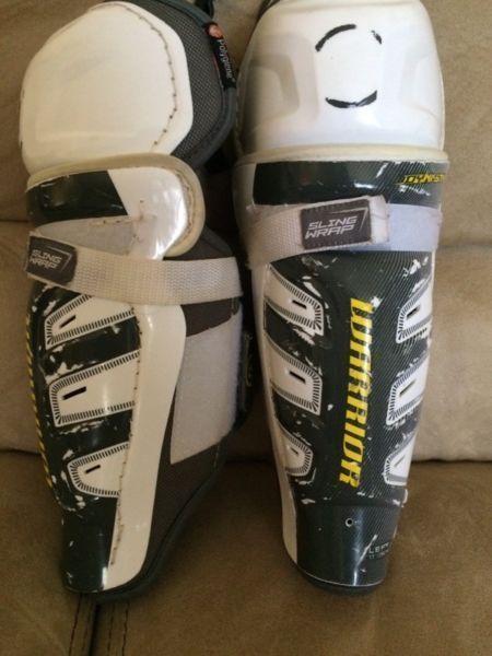 Warrior junior 11 inch shin pads