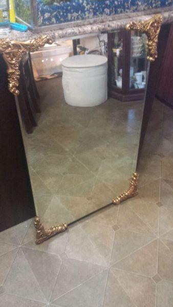 Beautiful large mirror / can deliver