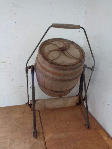 ANTIQUE BUTTER CHURN